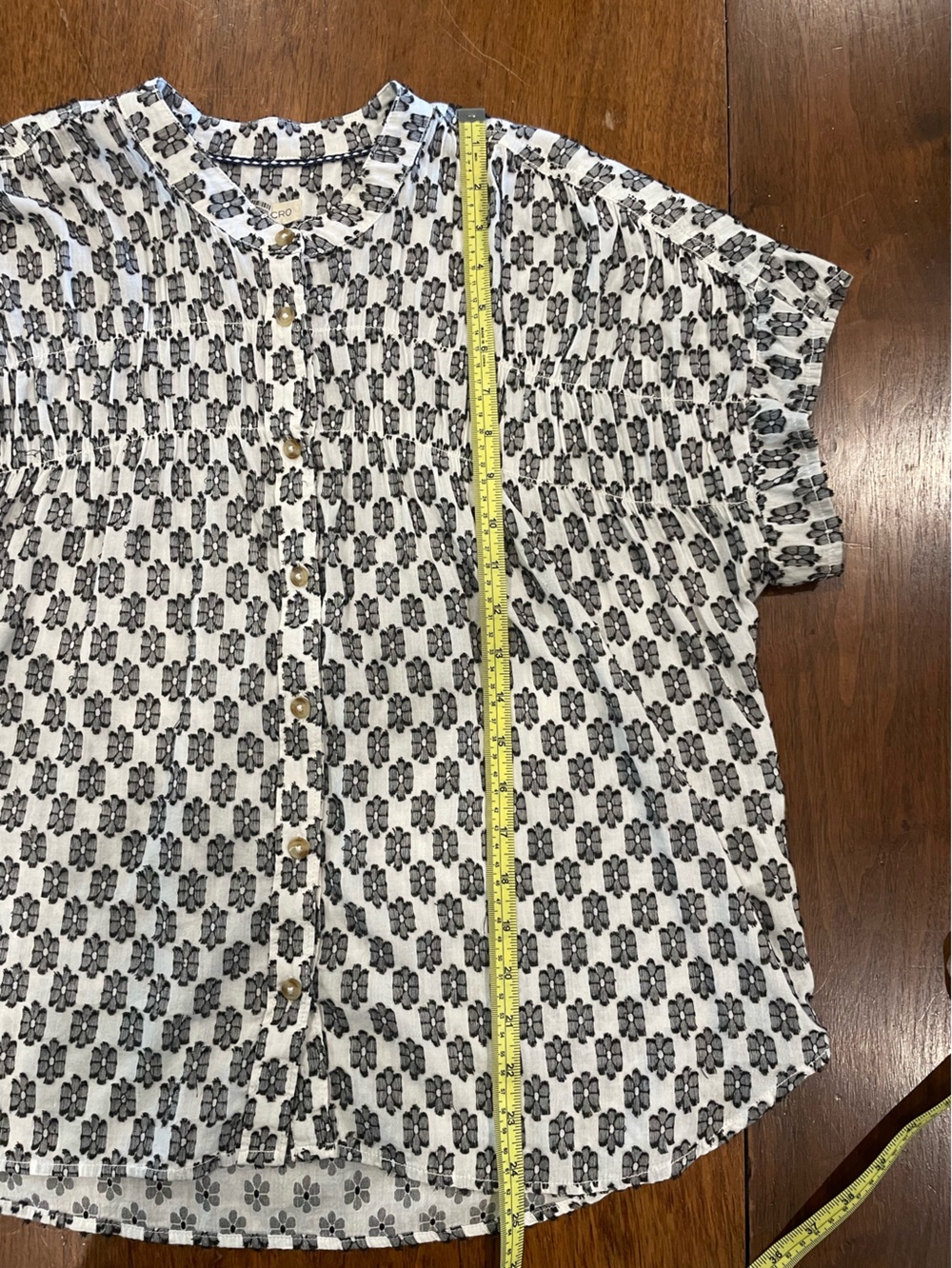 Pilcro Black & White Smocked Button-Front Blouse - Picture 5 of 6
